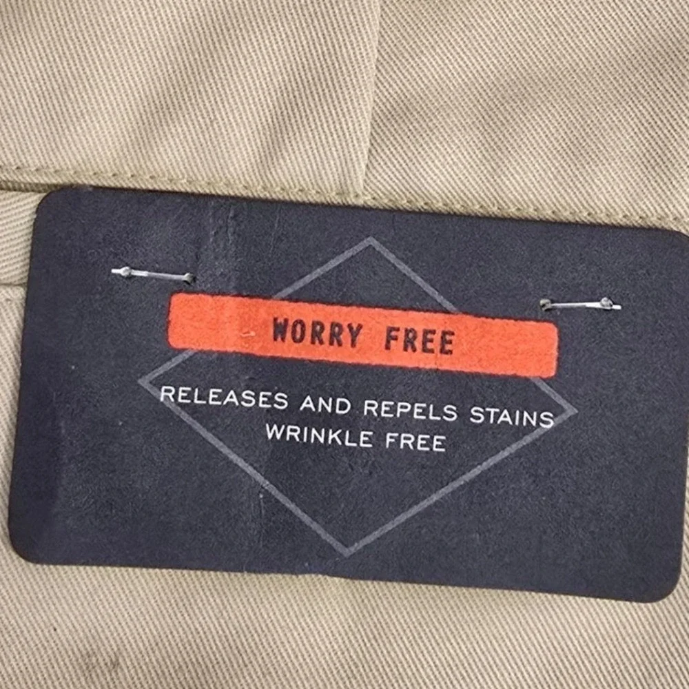 St Johns Bay Men's Worry Free Classic Fit Flat Front Pants 32x34 Stone Khaki NWT